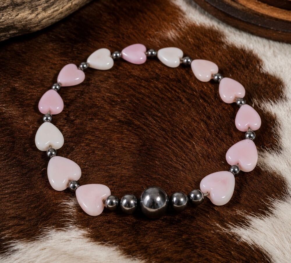 Pink Conch and Pearl Beaded Bracelet size 6